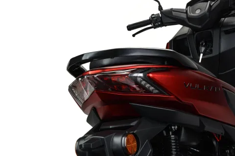 Скутер MotoLand VULKAN 150