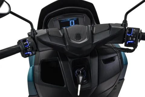 Скутер MotoLand VULKAN 150