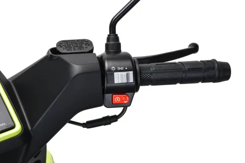 Скутер MotoLand CRICKET 150