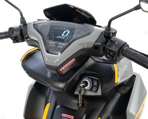 Скутер MotoLand NVH 150