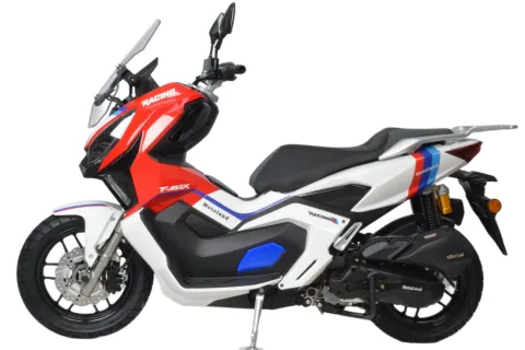 Скутер Motoland X-MAX 150 — особенности, фото 2