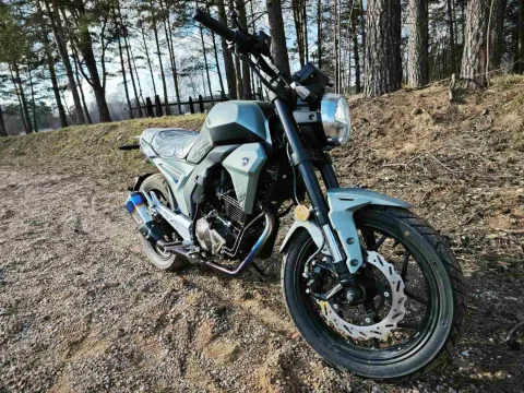 MotoLand CBR 300: городской дорожный мотоцикл