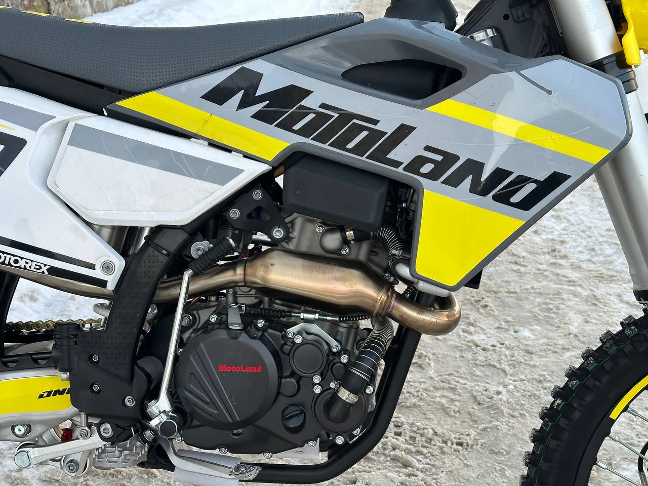 Обзор мотоцикла XT300 ST PRO (YB300) 2025